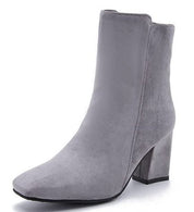 Botki Damskie Na Grubym Obcasie Słupkowym Z Arch Support I Kwadratowym Noskiem – Stylowe I Wygodne 1